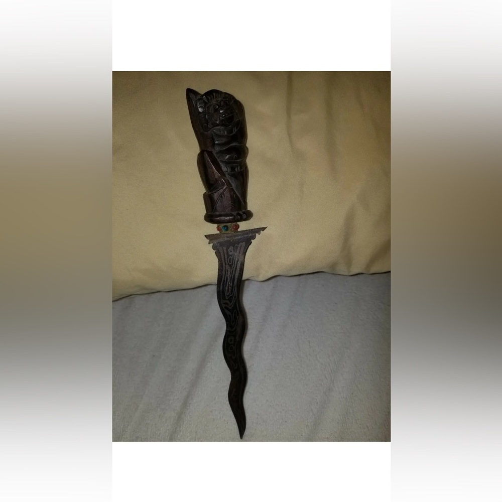 Dagger - Picture 2 of 7